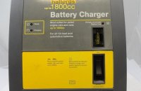 Car battery charger Halfords